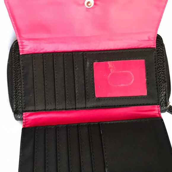 Kenneth Cole Reaction - Picture 4 of 4